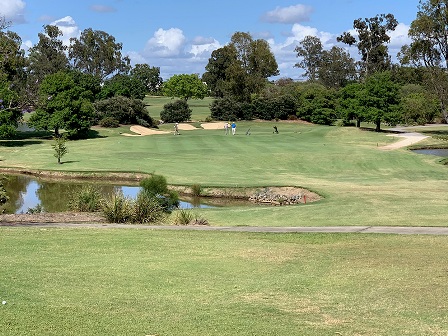 Brisbane G.C. - 4th green